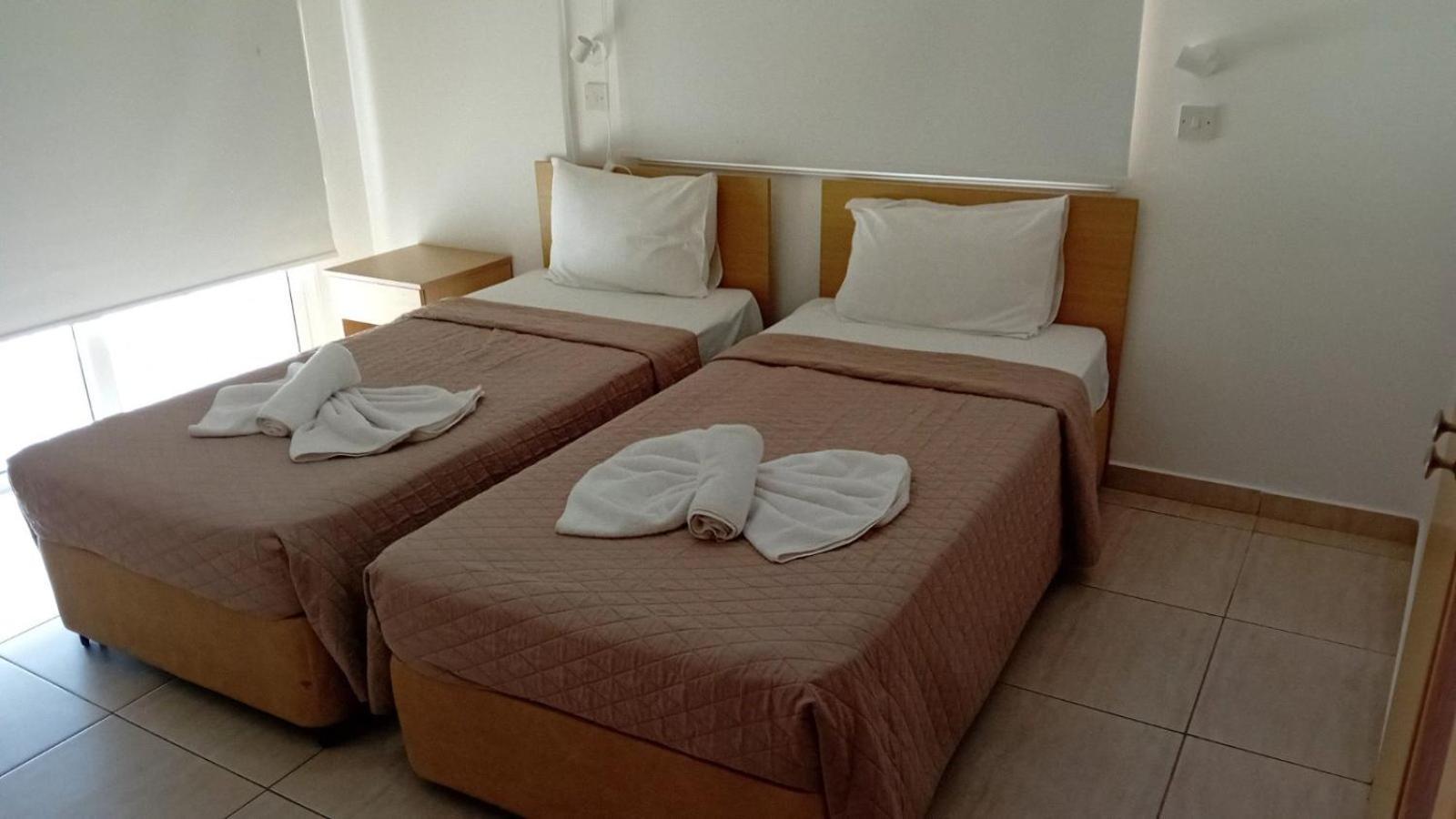 Napa Charles Apts Ayia Napa Exterior foto